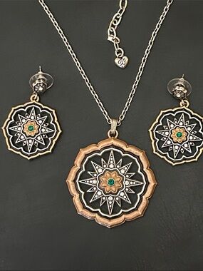 Brighton Black, Gold and Green Floral Medallion Necklace/ Earring Set With Pouch